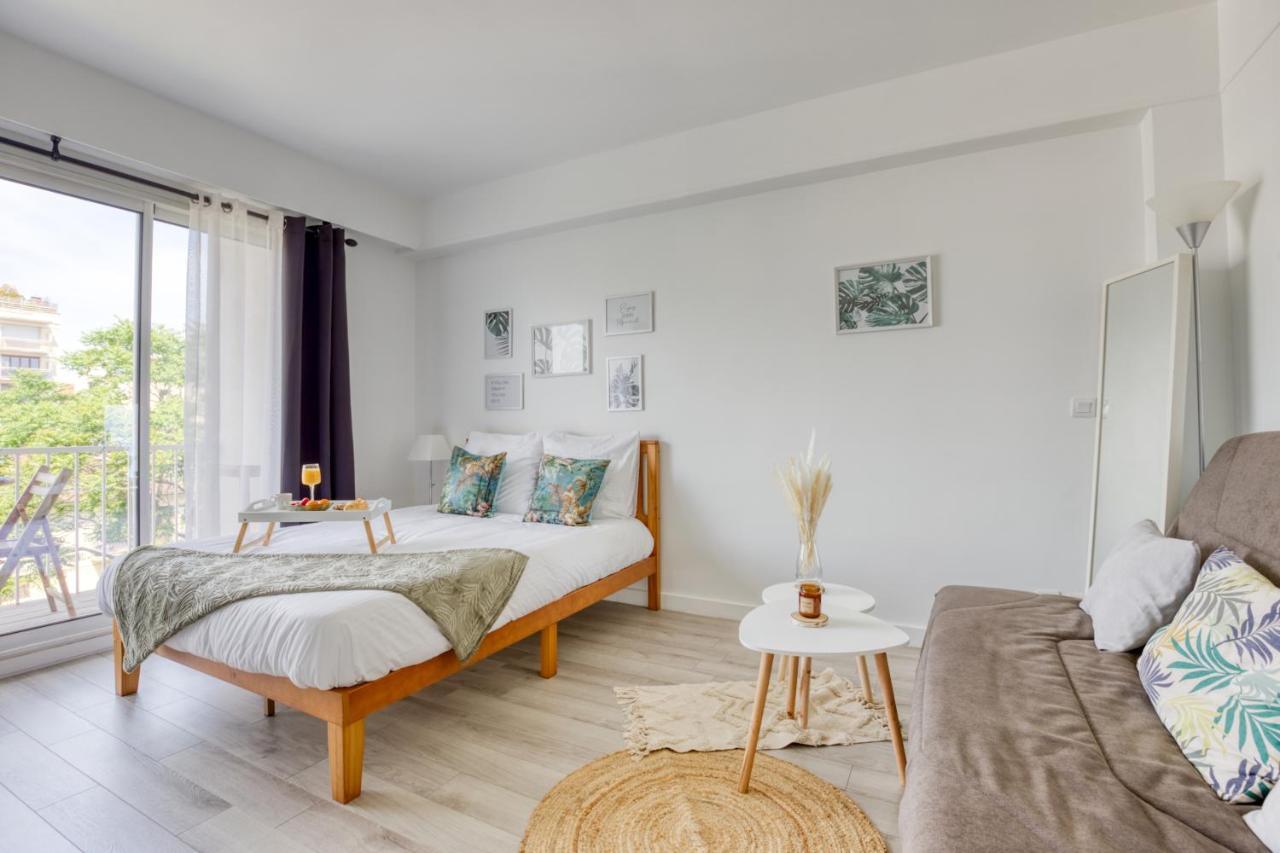 Zzzen Aux Portes De Paris Avec Parking Et Netflix Vincennes Buitenkant foto